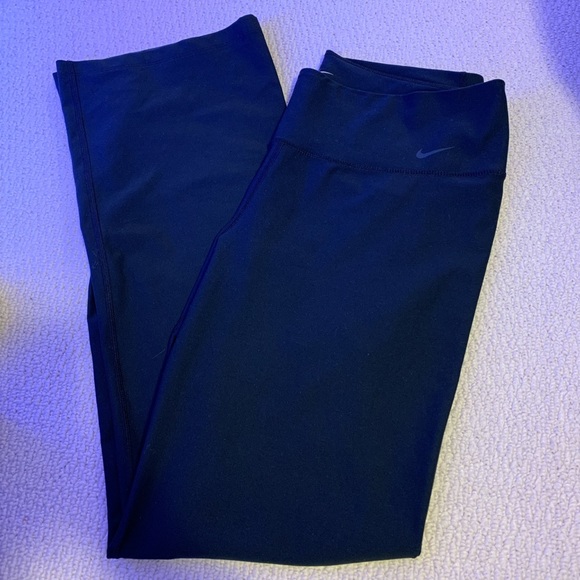 Nike Pants - Nike yoga pants